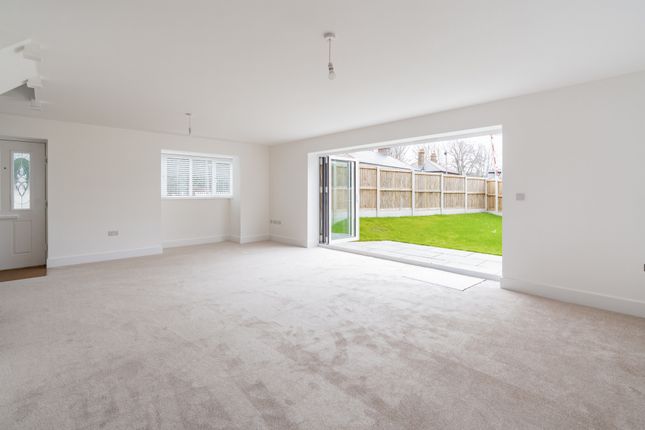 2a, Woodnesborough Road, Sandwich photo 3
