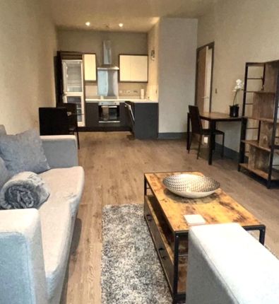 Flat to rent in Rumford Street, Liverpool