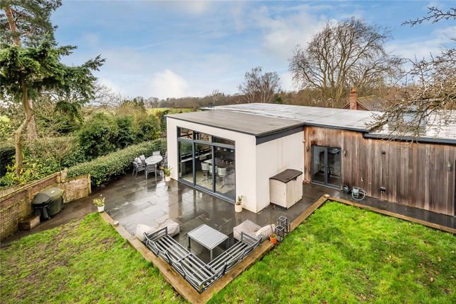 La Roche, 1, Farm Lane, Surrey photo 3