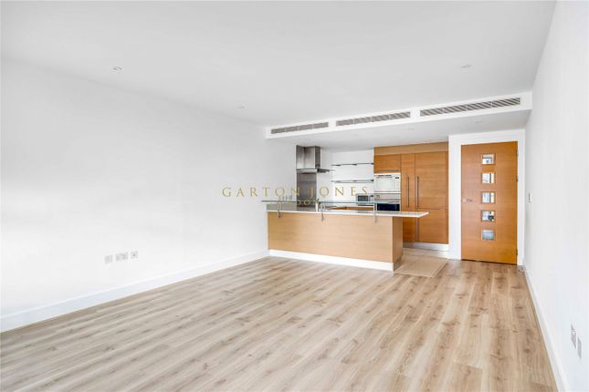 Thumbnail Flat to rent in Howard Building, 348 Queenstown Road, London
