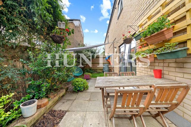 Flat 1 Brewery House, 59, Whitbread Close, London photo 4