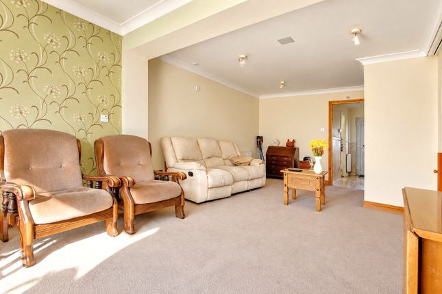 5, Cygnet Drive, Chatteris photo 4