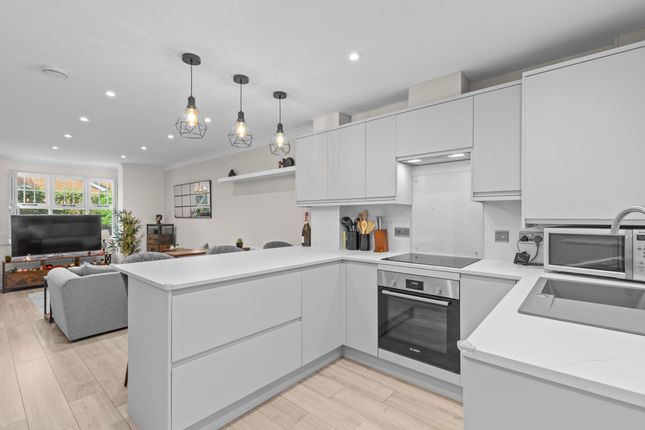 5 Kiln Croft Close, Marlow photo 4
