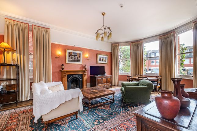 Braemar House, 2, The Drive, London photo 3