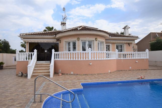 Thumbnail Villa for sale in 03178 Benijófar, Alicante, Spain