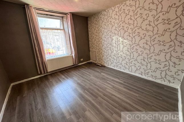 18, Scott Street, Treorchy photo 3