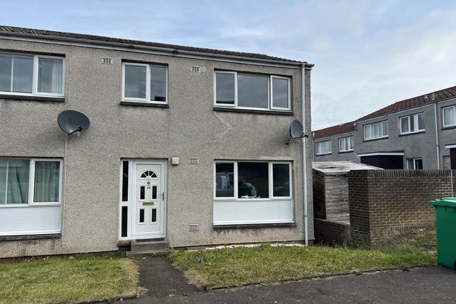 Terraced house to rent in Warwick Close, Leuchars, Fife