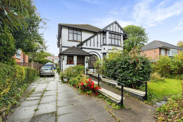 Thumbnail Detached house for sale in Kent Road West, Manchester, Greater Manchester