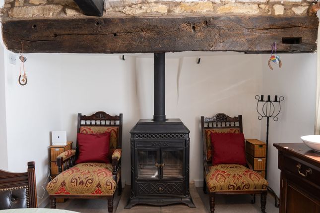 9 Main Road, Oakham photo 4