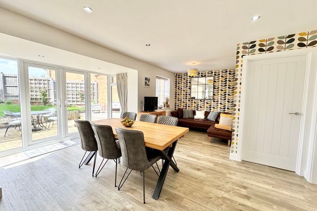 3, Foxglove Drive, Loughborough photo 3