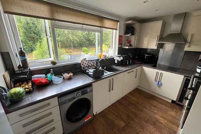 Room 4, 17 Phoenix Place, Dartford photo 4