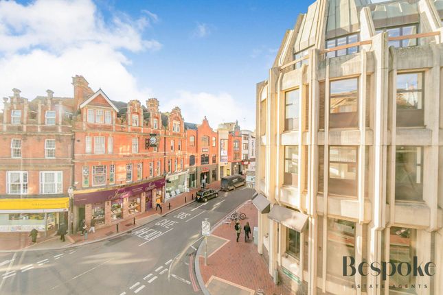 Flat for sale in High Street, Reading