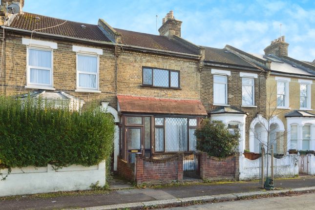 Thumbnail Terraced house for sale in Leslie Road, Leyton