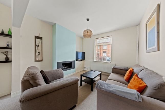 55 Mercer Street, Newton-Le-Willows photo 2
