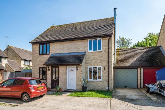Thumbnail Semi-detached house for sale in Manor Road, Witney