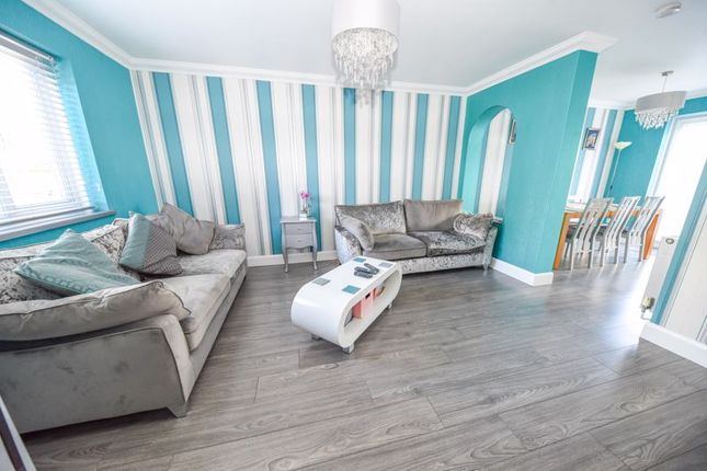 10, Aintree Drive, Waterlooville photo 2