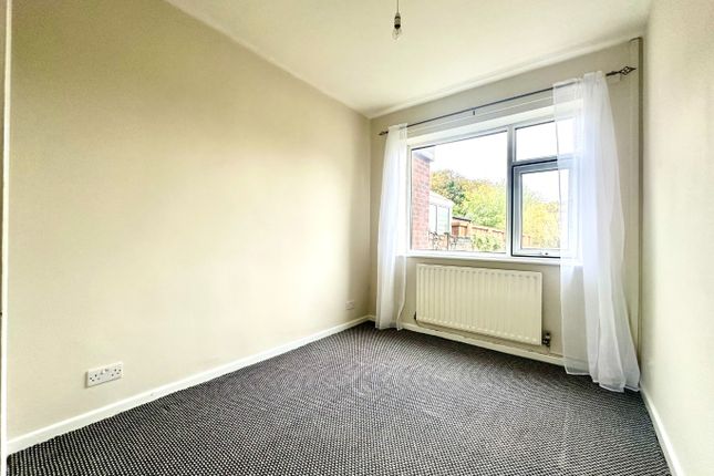 Brough Avenue, Blackpool photo 3