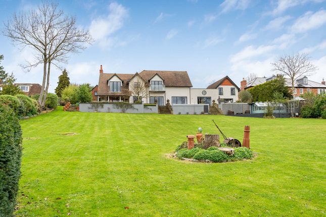 Beechlands, Tydcombe Road, Warlingham photo 4