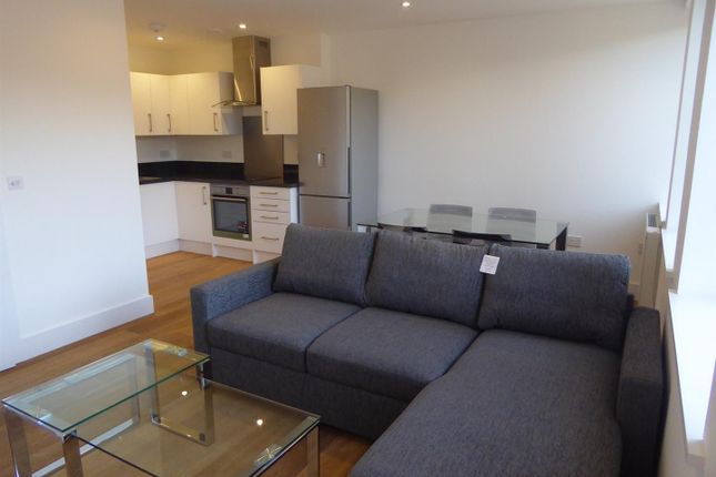 Flat for sale in Sussex House, The Forbury, Reading