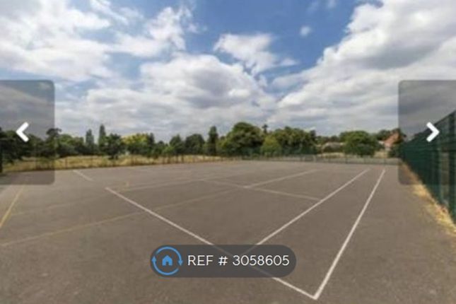 Lime Tree Court, London Colney, St. Albans photo 4