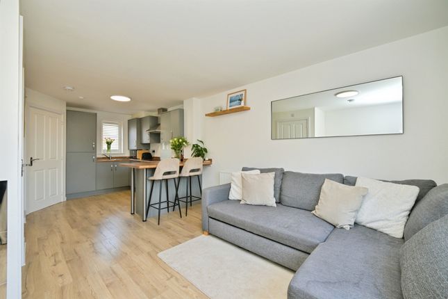16, Cole Way, BISHOP'S STORTFORD photo 4