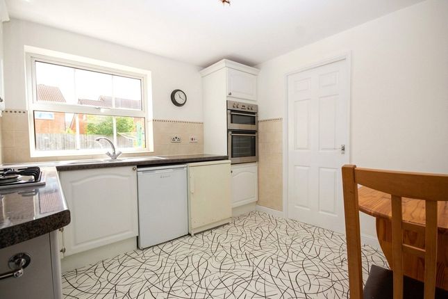 Room 2, 4, Elming Down Close, Bristol photo 5