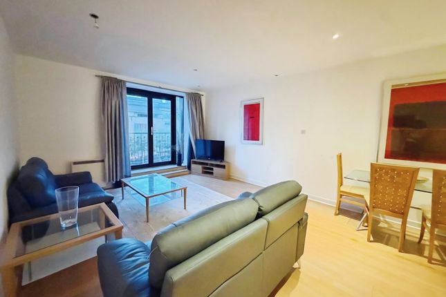 4, Victoria House, Leeds photo 2