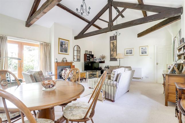 1 Grove Farm Lambley Road, Nottingham photo 2