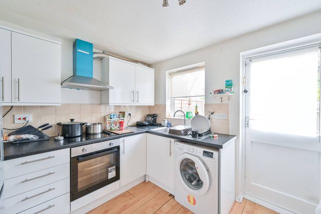 Thumbnail Terraced house to rent in Courtney Road, Colliers Wood, London