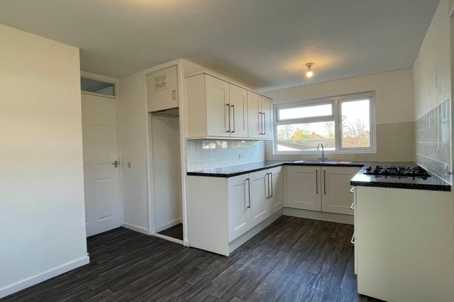 Thumbnail Property to rent in Roman Close, Castlefields