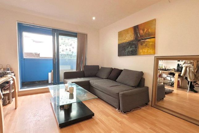 3-bed house on 197 Westgate Apartment, 14, Western Gateway, London, £475,000