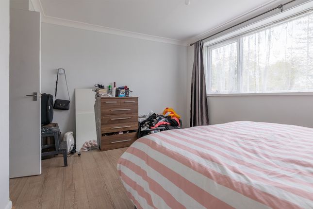 Flat for sale in Moorfield Drive, Sutton Coldfield