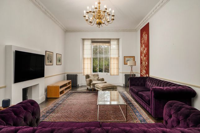 Flat 2, Onslow Gardens, London photo 2