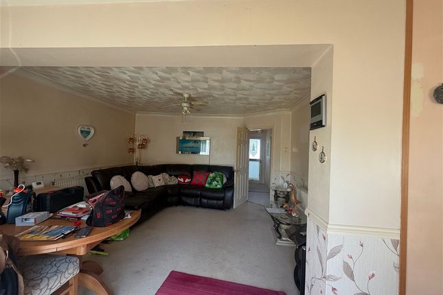 Lansdowne Avenue, Fareham photo 3