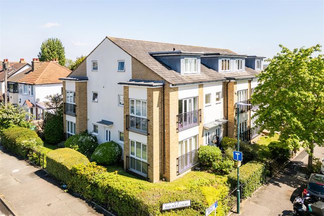 Flat for sale in Lavender Road, Sutton