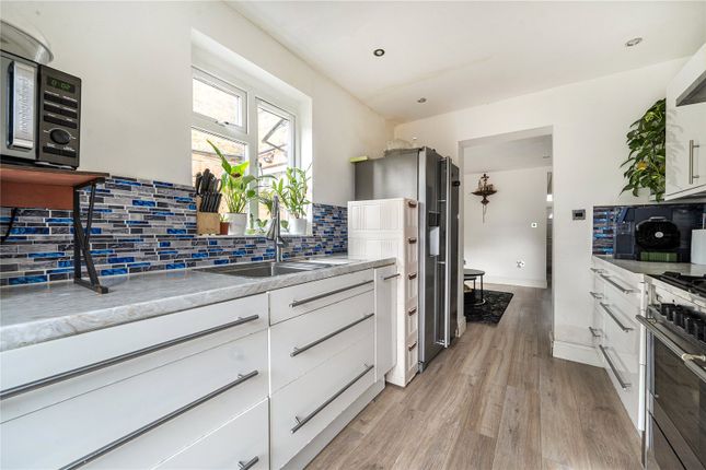43, Montague Road, Slough photo 4