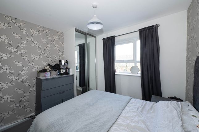 Flat for sale in Broughton Lane, Salford