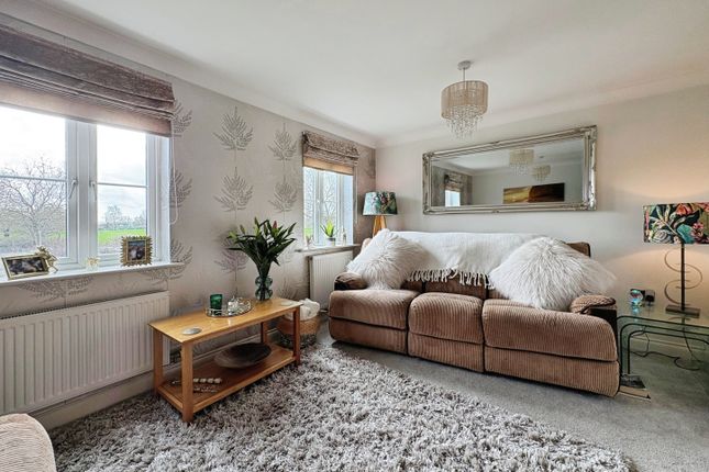 11, Merevale Way, Yeovil photo 3