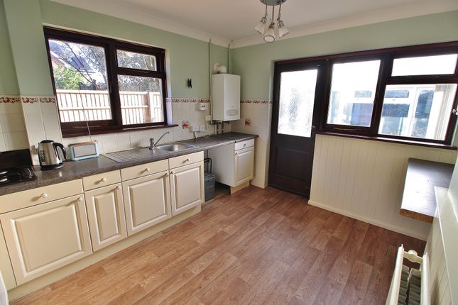 Glendon, Dando Road, Waterlooville photo 2