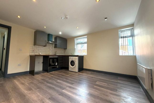 Flat 1, 79 Milan Road, Leeds photo 2