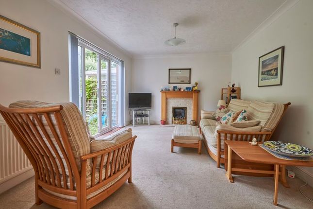 20, Well Oak Park, Exeter photo 4