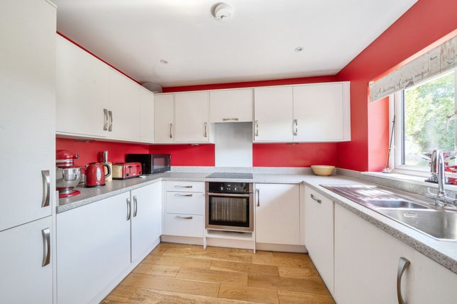 2 Orchard Place Shripney Road, Bognor Regis photo 3
