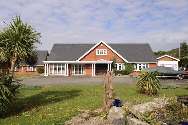 Detached house for sale in Bryn Y Paderau, Tywyn LL36