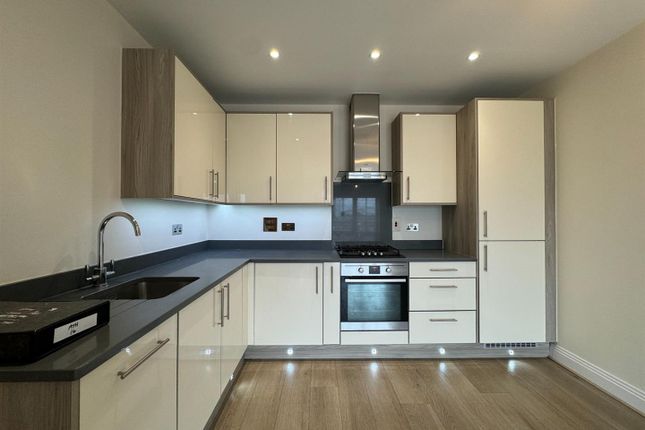 Flat 16, Athena Court, 8, Bridge Avenue, Maidenhead photo 3