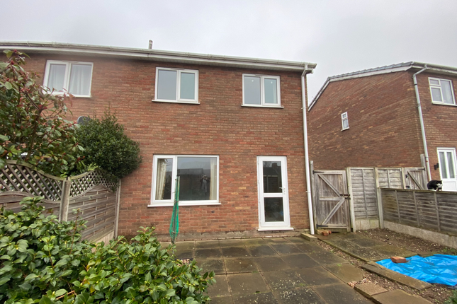 24, Arnold Close, Swadlincote photo 2