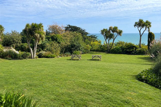 Flat 10, Carfax,, Undercliff Drive, Ventnor photo 4