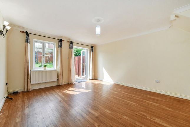 End terrace house for sale in Vestry Close, Andover