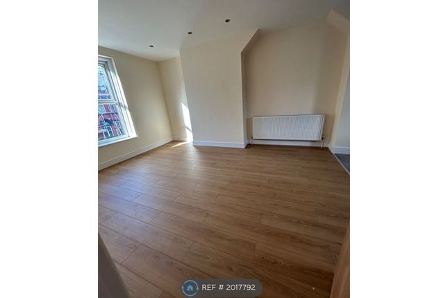 Flat to rent in Broughton Drive, Liverpool