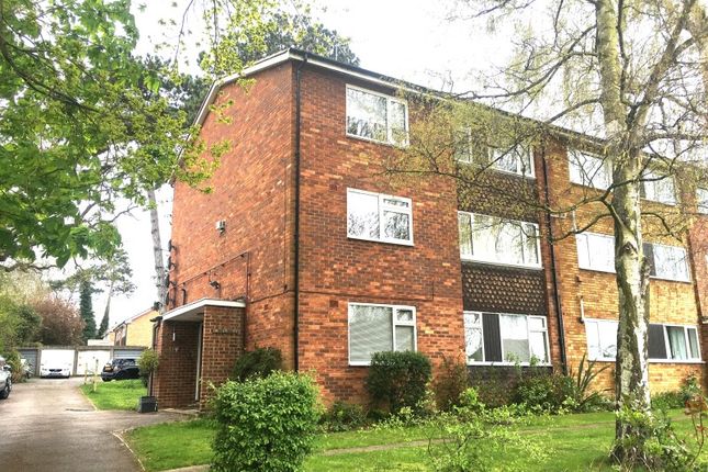 Dudley Court, 135 Clewer Hill Road, Windsor photo 2