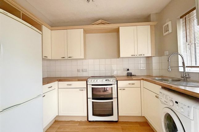 4, Ragley Close, Braintree photo 4